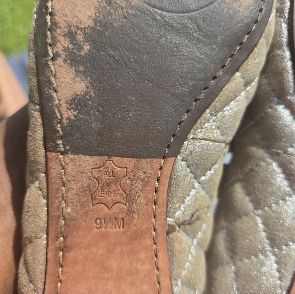 Tory Burch Women's Kaitlin Quilted Metallic Ballet Flats Size  9.5M Gold - Picture 10 of 15